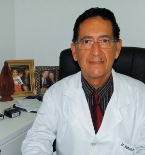 Médico Raimundo Souza festeja mais um ano de vida