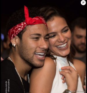 Neymar confirma fim de namoro com Bruna Marquezine