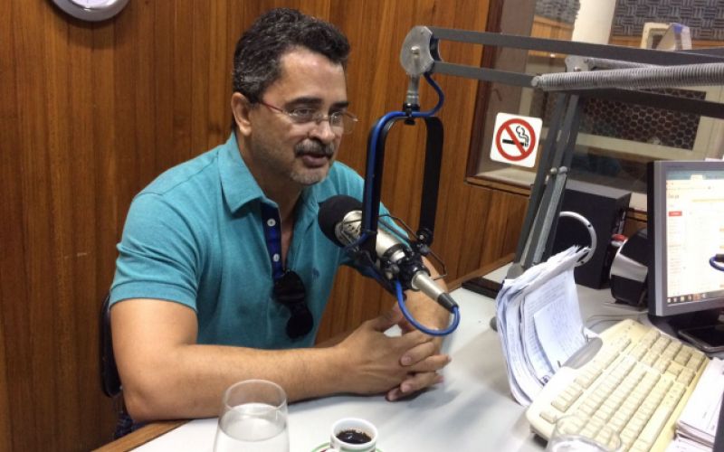 Jorge Seixas visita Penedo FM e fala sobre a caravana Lula pelo Brasil