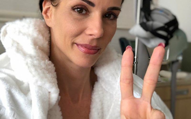 Ana Furtado faz crioterapia após anunciar câncer: 'Diminui a queda de cabelos'