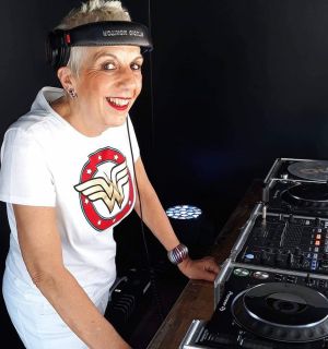 Sonia Abreu, conhecida como a primeira DJ do Brasil, morre aos 67 anos