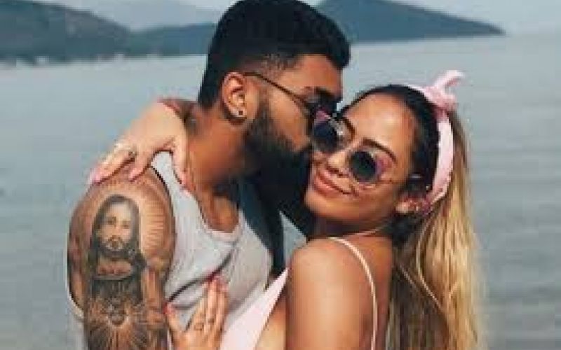 Gabigol e Rafaella Santos terminam namoro e jogador evita festas de Neymar