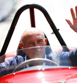 Morre Stirling Moss, ídolo da Era de Ouro da Fórmula 1, aos 90 anos