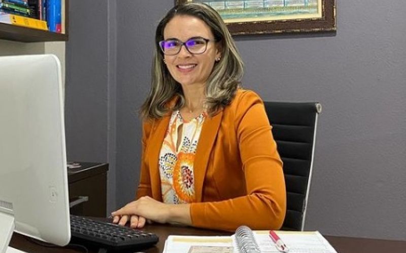 Advogada Luciana Alves festeja mais um ano de vida em Penedo