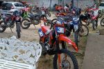 Motocicletas tomam conta de avenidas durante 2ª Trilha da Lama em Penedo