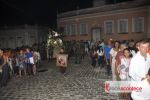 Fieis lotam avenidas de Penedo durante procissão em homenagem a Santo Antônio