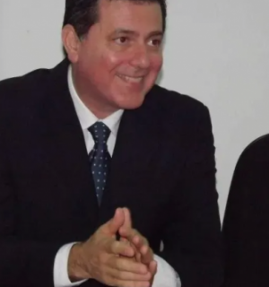 Dr. Francisco Costa, médico de Penedo, festeja mais um ano de vida